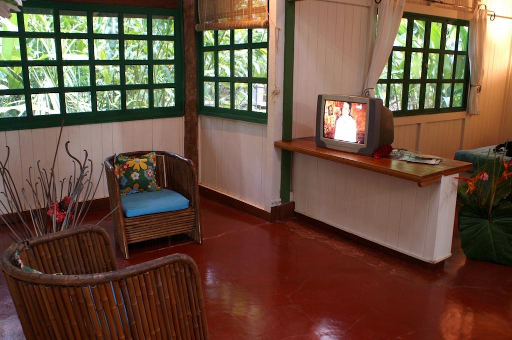 Hotel Villas Gaia อูวีตา ภายนอก รูปภาพ