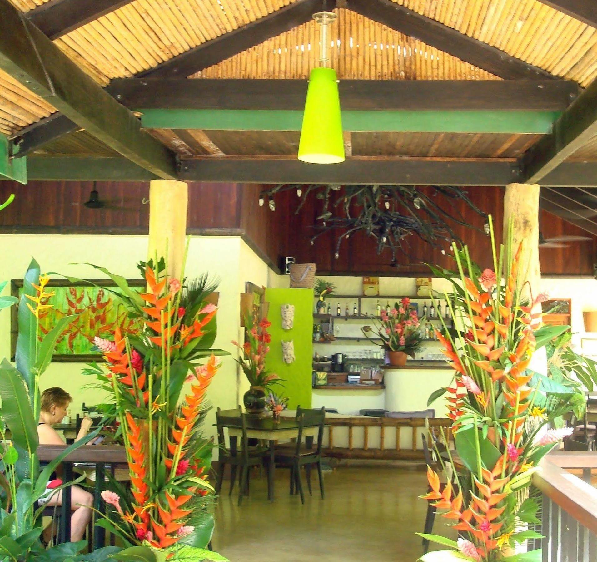 Hotel Villas Gaia อูวีตา ภายนอก รูปภาพ